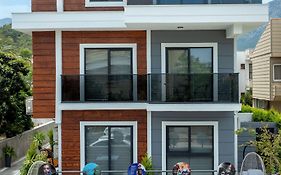 Euronova Hotel & Suites